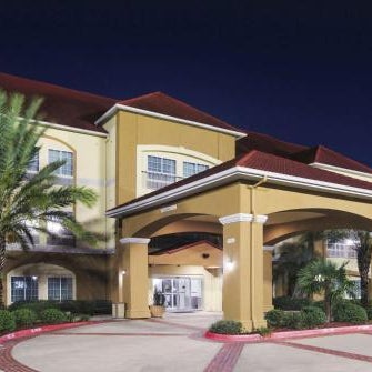 La Quinta Inn & Suites by Wyndham Bay City Thumbnail