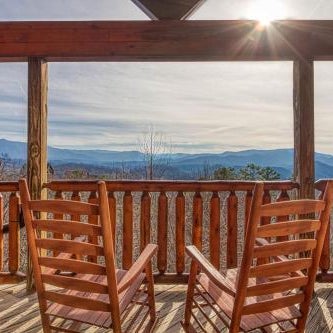 Priceless View, Amazing Views, Hot Tub, Pool, 560 FREE tickets each paid day!!!