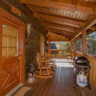 Highland Dream, Hot Tub, FREE tickets each paid day, Near Dollywood, WIFI!!! Thumbnail