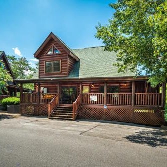 Bear Creek Falls Retreat-Miniature Golf, Indoor and Outdoor pool, Spacious Smoky Mountain Getaway! Thumbnail