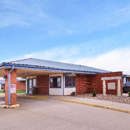 Americas Best Value Inn Ellsworth Thumbnail