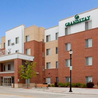 GrandStay Hotel & Suites Downtown Sheboygan Thumbnail