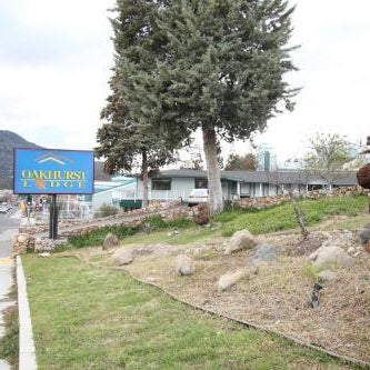 Oakhurst Lodge Thumbnail