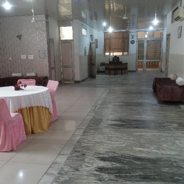 HOTEL RAJ MAHAL 