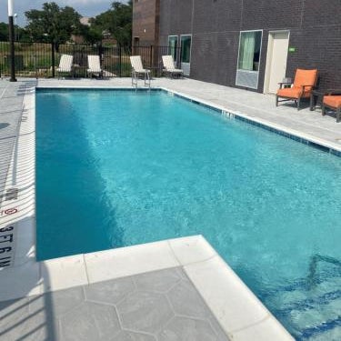 La Quinta Inn & Suites by Wyndham Lakeway Thumbnail