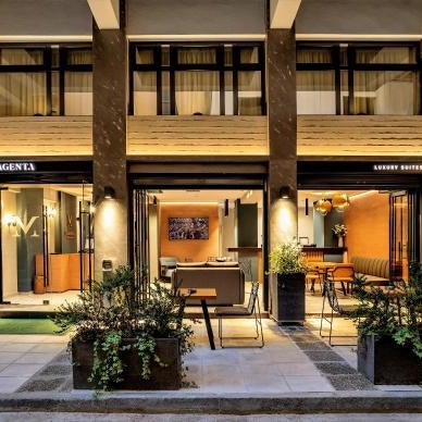 Bob W Athens Akadimia