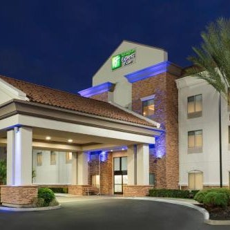 Holiday Inn Express Hotel & Suites Merced By IHG Thumbnail
