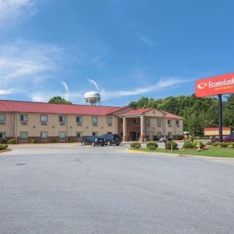 Econo Lodge Inn & Suites Thumbnail