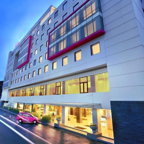Favehotel Hyper Square