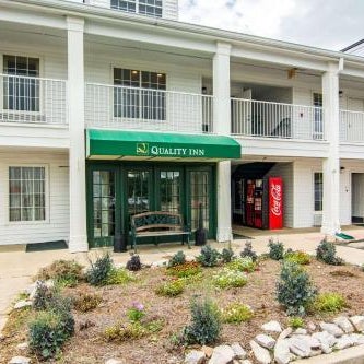 Red Roof Inn Jasper Thumbnail