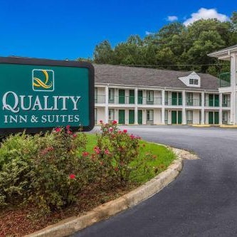 Quality Inn & Suites near Lake Oconee Thumbnail