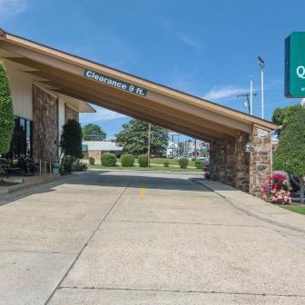 Quality Inn Magnolia Thumbnail