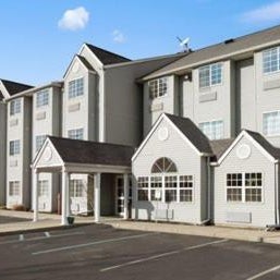 Days Inn & Suites by Wyndham Lafayette IN Thumbnail