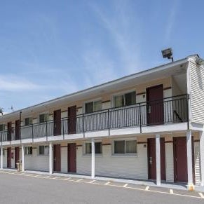Red Roof Inn Neptune - Jersey Shore Thumbnail
