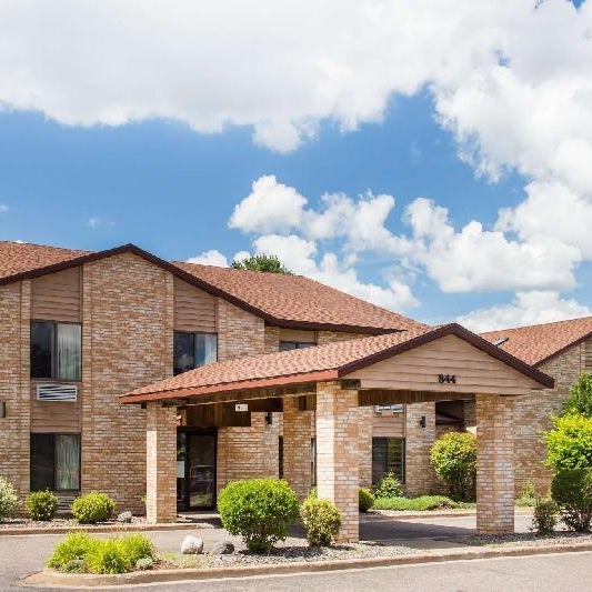 Days Inn by Wyndham Eagle River Thumbnail