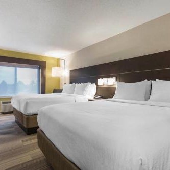 Holiday Inn Express & Suites Chicago West - St Charles By IHG Thumbnail