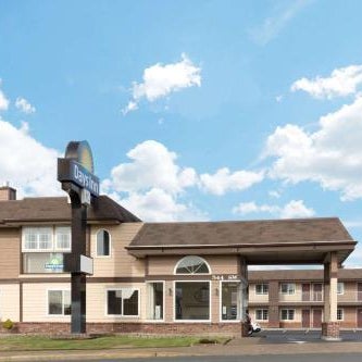Days Inn by Wyndham Newport OR Thumbnail