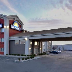 Days Inn by Wyndham Springville Thumbnail