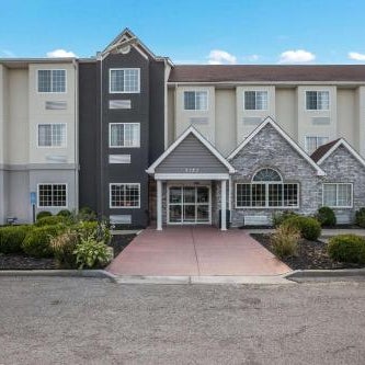 Sonesta Essential Hotel Blue Springs Thumbnail