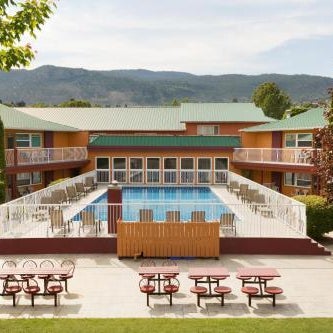 Days Inn & Conference Centre by Wyndham Penticton Thumbnail