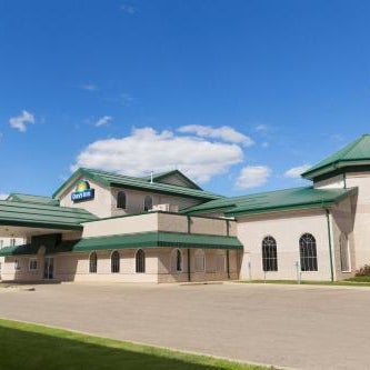 Days Inn & Suites by Wyndham Winkler Thumbnail