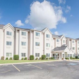 Microtel Inn & Suites By Wyndham Rogers Thumbnail