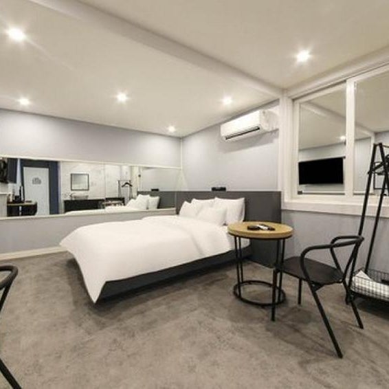 Gamdong Hotel