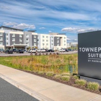 TownePlace Suites by Marriott Indianapolis Airport Thumbnail