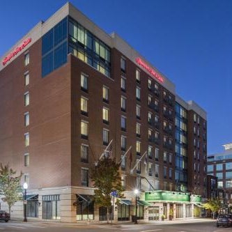 Hampton Inn By Hilton And Suites Little Rock/Downtown Thumbnail