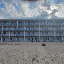 Mackinaw Beach And Bay All Suites Resort Thumbnail