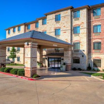 Holiday Inn Express and Suites Granbury By IHG Thumbnail