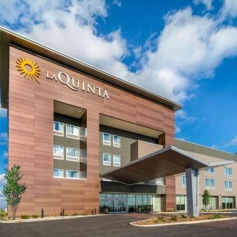 La Quinta Inn & Suites by Wyndham Louisville East Thumbnail