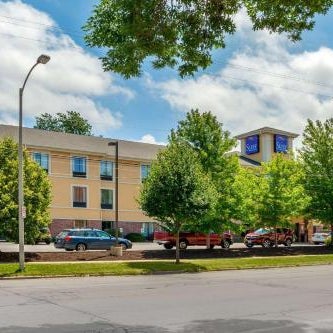 Sleep Inn & Suites Airport Thumbnail