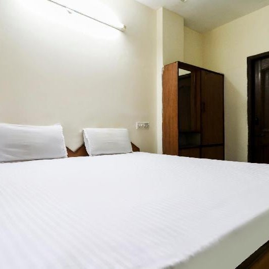 Hotel O by OYO Subhani Building Formerly Hotel Amandeep