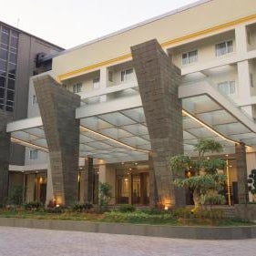 Pollos Hotel & Gallery Thumbnail