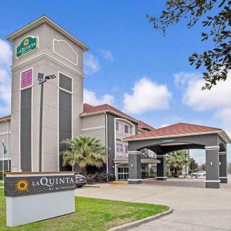 La Quinta Inn & Suites by Wyndham Fairfield Thumbnail