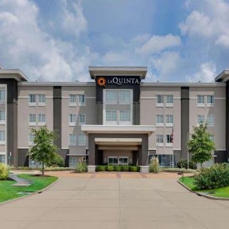 La Quinta Inn & Suites by Wyndham Starkville at MSU