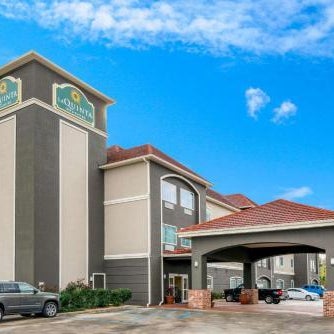 La Quinta Inn & Suites by Wyndham Broussard - Lafayette Area Thumbnail