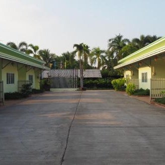 555 Resort Thumbnail