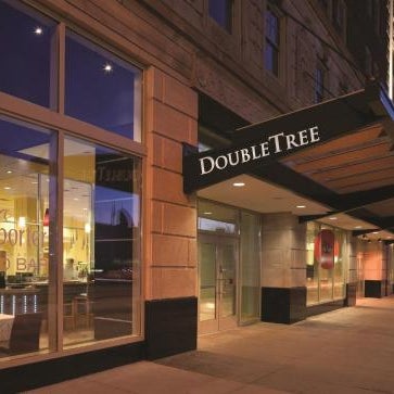 DoubleTree Suites by Hilton Hotel Detroit Downtown - Fort Shelby Thumbnail