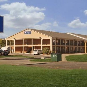 Americas Best Value Inn Waco Thumbnail