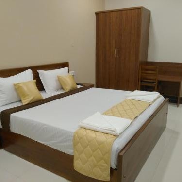 Faiz Residency