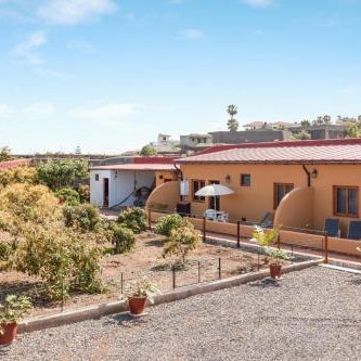Casa Quemahierro 1