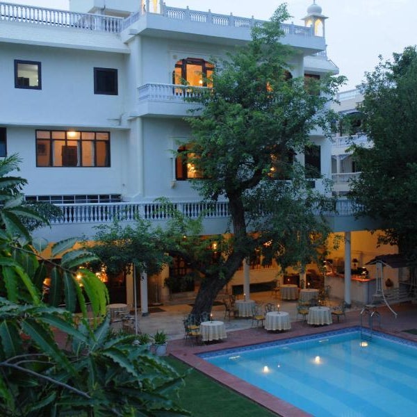 Hotel Meghniwas