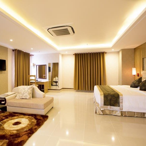 West Hotel Thumbnail