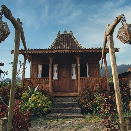 Singgasana Villa & Resto 