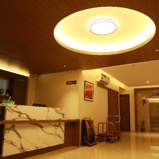 Hotel Picnic, Manjeri