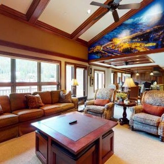 Lion Square Lodge South 750 Thumbnail