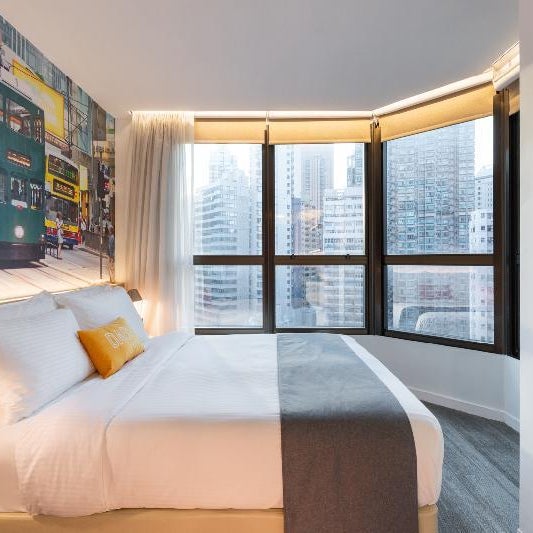 Dash Living on Hollywood Thumbnail