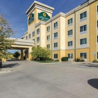 La Quinta Inn & Suites by Wyndham Fargo Medical Center Thumbnail